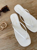Roma Thong Sandals Bone