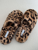 Carly Slippers Leopard